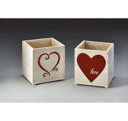 Wooden Cube with Heart Design 